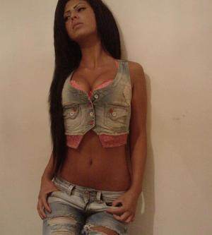 Dating profile image of Jennie, age 20, Tennessee