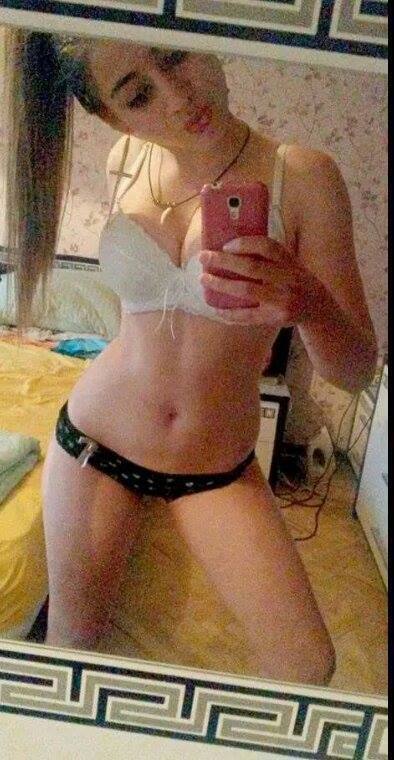 Mary (18) from Utah | Discreet Casual Encounters