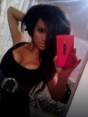 Connect with Janie (22) in Massachusetts | Adult Dating