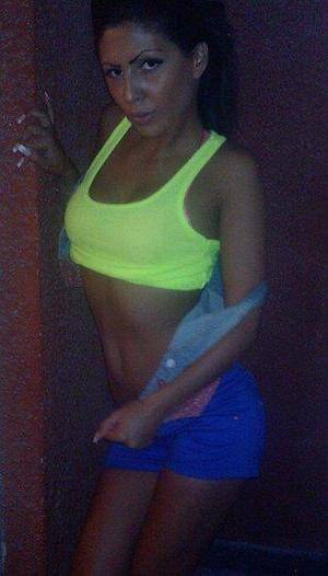 Destini, 30 from California | Local No-Strings Connection