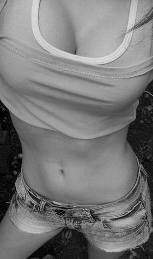 Kari, age 27, local profile image in Massachusetts