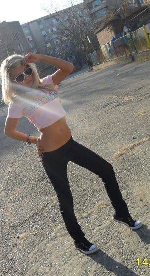 Kya, 27 in California | Younger Adult Woman, Older Men