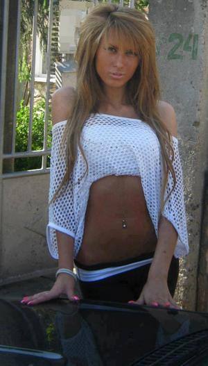 Helena (21) in New York | Casual Dating with Older Men