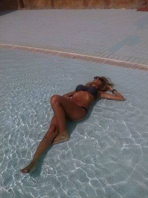 Nichole (23) | California Adult Dating and Private Meetups