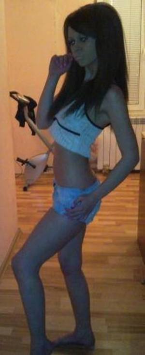 Liliana (19) | New York No-Strings Dating and Messaging