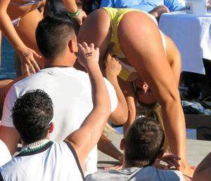 Alice (19) in Chicago, IL, adult profile photo