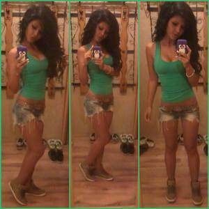 Local profile photo of Mia, 20, in Cutler Bay, FL