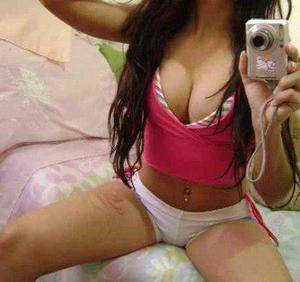 Profile photo of Angelica, age 27, from Marvin, NC