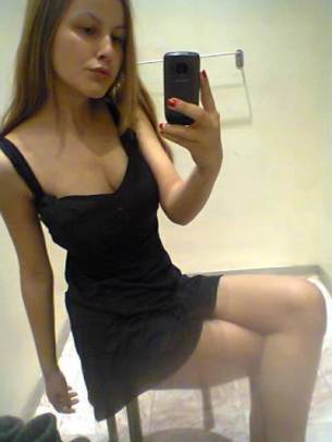 Photo of Elsa (20), adult profile in New Hope, MN