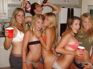 Yazmin from Texas is looking for adult webcam chat