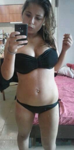 Want a Wild Night? Shayna, 21 in Illinois Is Waiting