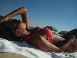 19-Year-Old Texas Girl Pamela Seeks Passionate Fun