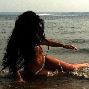 Looking for local cheaters? Take Dana from California home with you