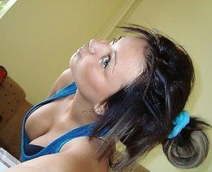 Swipe Right on Nikita (25), Florida Cutie Online Now