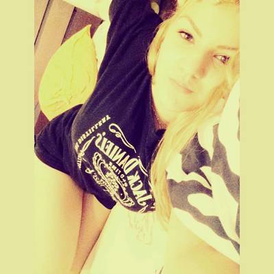 Chat with Lara, 24‚ Texas Co-Ed Looking for You