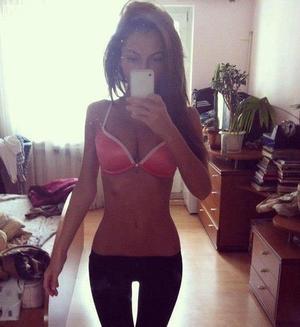 Virginia Stunner Yolanda, 24, Down for Casual Nights