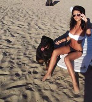 25 & Bold, Wisconsin Girl Asia Wants a Fun Night