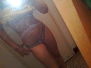 Chat with Mallory, 20, Your Ontario Match Awaits