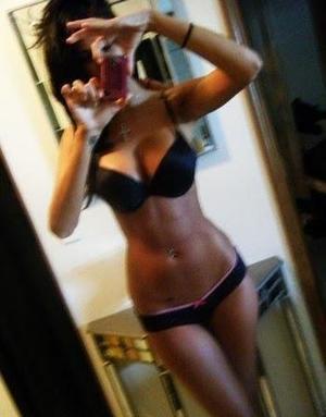 Meet local singles like Hanna from Ohio who want to fuck tonight