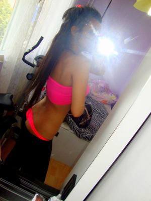 Mina from Washington is looking for adult webcam chat