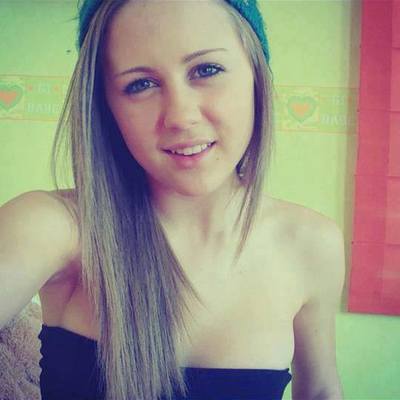 Cristina from North Carolina is looking for adult webcam chat