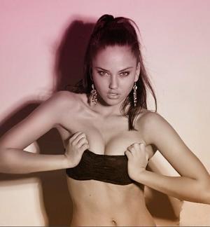 Leilani is a cheater looking for a guy like you!