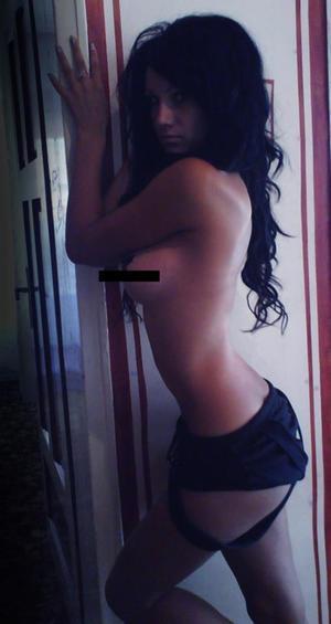Wisconsin Girl Shaniya (24) Wants to Connect with You