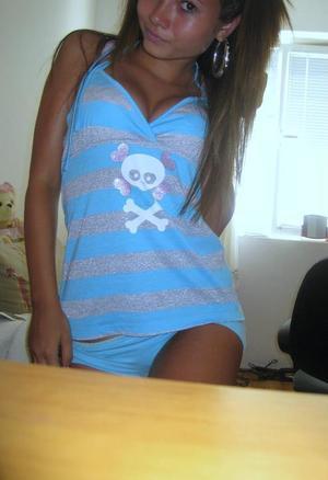 29-Year-Old Washington Girl Martha Seeks Passionate Fun