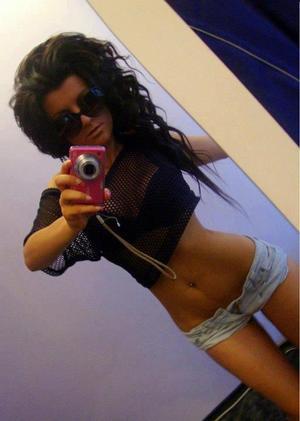 Looking for Passion? Julianna (28) in Nevada Awaits