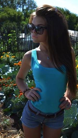 Isla (27) in Montana Wants Fun with 30+ Men