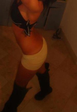 Connect with Robin, 30, Washington Girl is Online