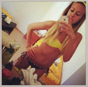 Meet local singles like Stephanie from New York who want to fuck tonight