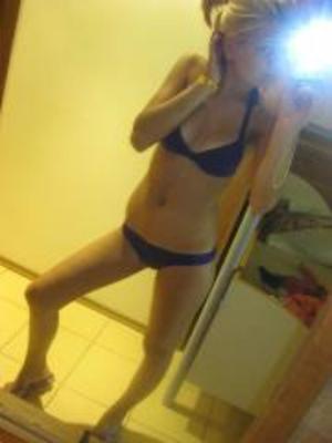Briana from Arizona is looking for adult webcam chat