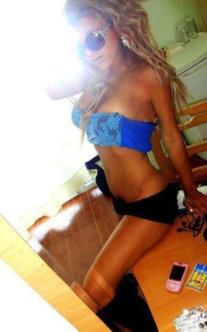 Meet local singles like Layla from California who want to fuck tonight