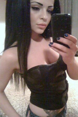 Kyla (22), Florida Girl Into No-Strings Dating