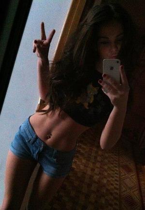 Micaela, 29‚ California Girl Seeking Older Man Tonight