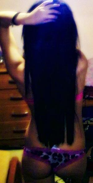 Hot and Single Angelica, 24 in Florida | Meet Her Now