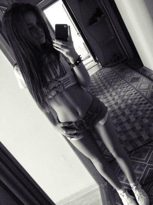 Michaela from Pennsylvania is interested in nsa sex with a nice, young man