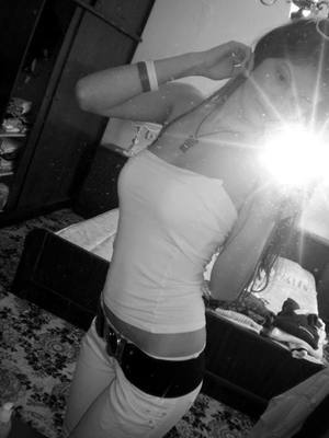 Swipe Right on Elisabeth (21), Alabama Cutie Online Now