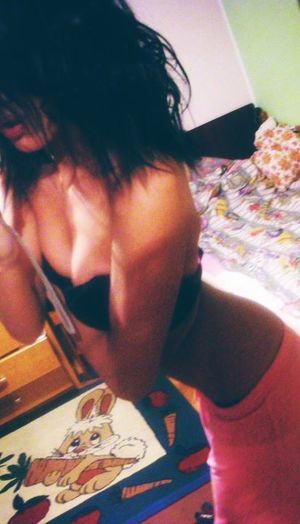 Jacklyn from Rantoul, Kansas is looking for adult webcam chat