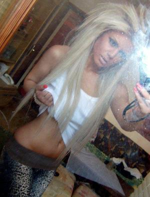 Looking for local cheaters? Take Kelly from Utah home with you