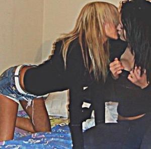 Gianna from Arkansas is looking for adult webcam chat