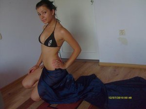 Ontario Babe Janae, 28, Wants to Meet Older Men
