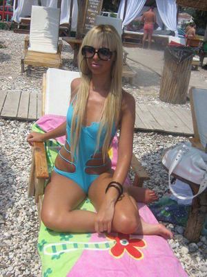 Sparkle from  is looking for adult webcam chat