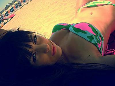 28-Year-Old Chasity from New York Wants Mature Play