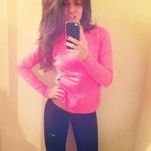 Puerto Rico Babe Serena, 28, Wants to Meet Older Men