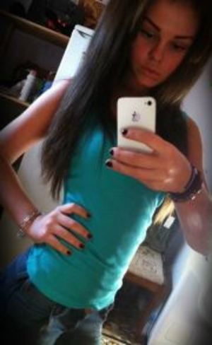 Florida Single Carolyn (27) Looking for Chemistry