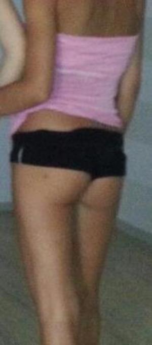 Flirt with Florida Babe Lizeth (26) Tonight