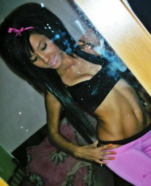 Washington Stunner Karli, 28, Down for Casual Nights