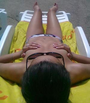18-Year-Old Serenity from Kansas Wants Mature Play